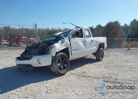 2018 Chevrolet Silverado 1500 2Lt из США, поврежденный, VIN 1GCVKREC1JZ382169